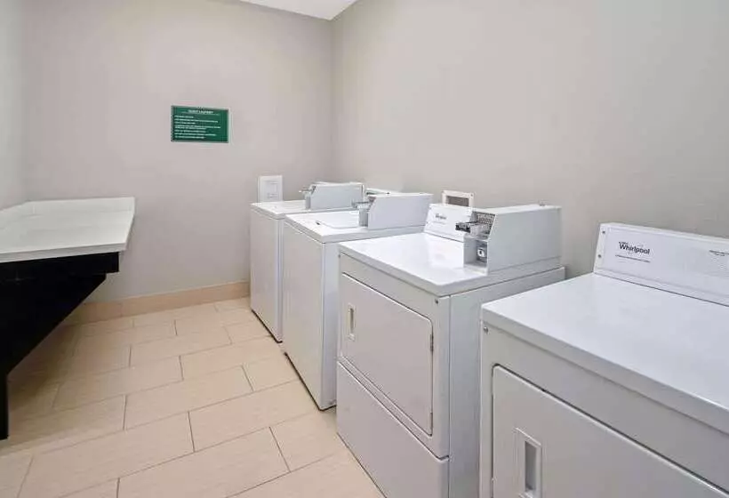 Отель La Quinta By Wyndham Rockport Fulton