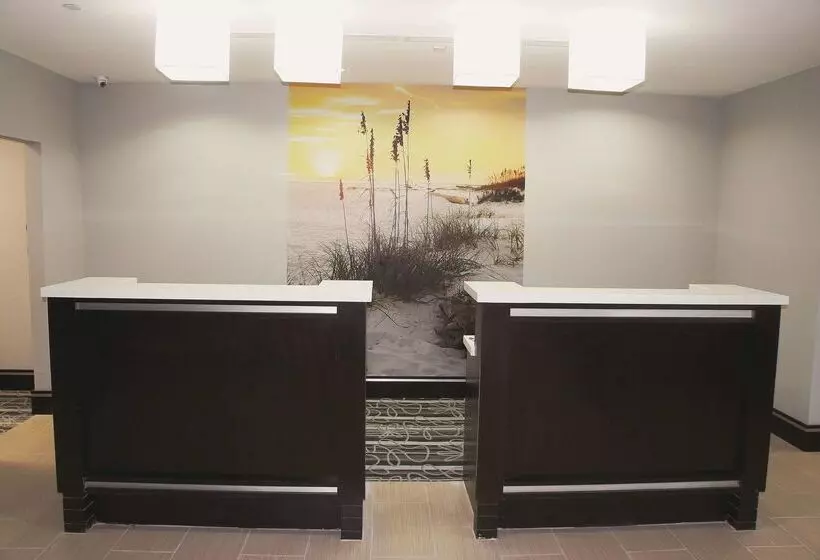 Отель La Quinta By Wyndham Rockport Fulton