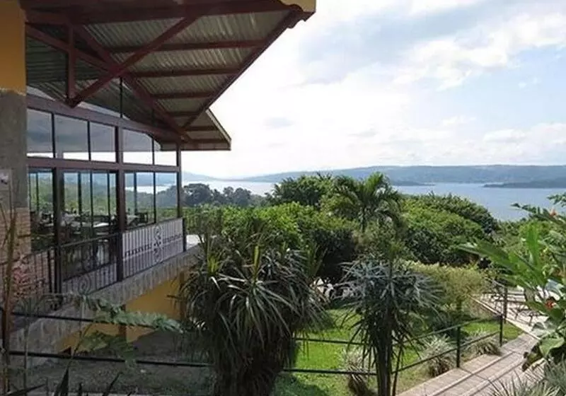 Отель Linda Vista