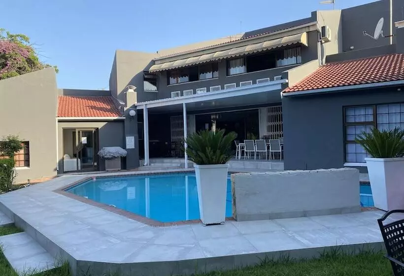 فندق Marion Lodge