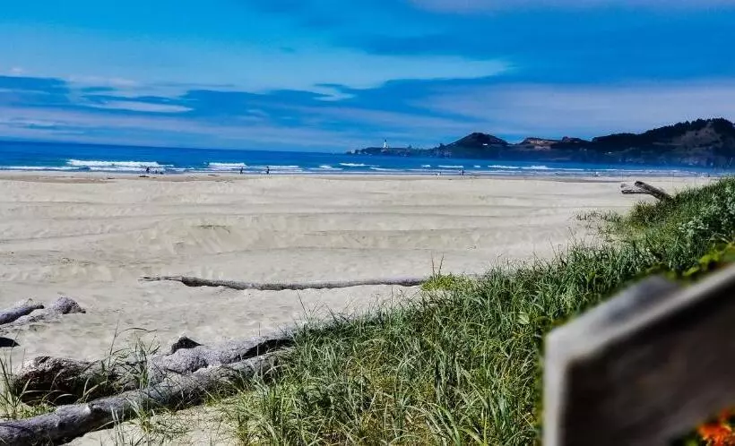 فندق Nye Beach Cottages