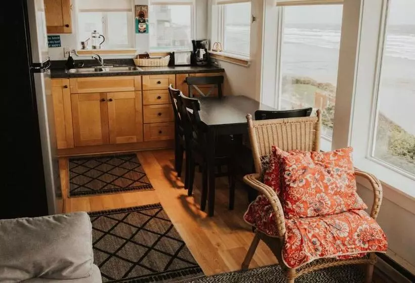 فندق Nye Beach Cottages