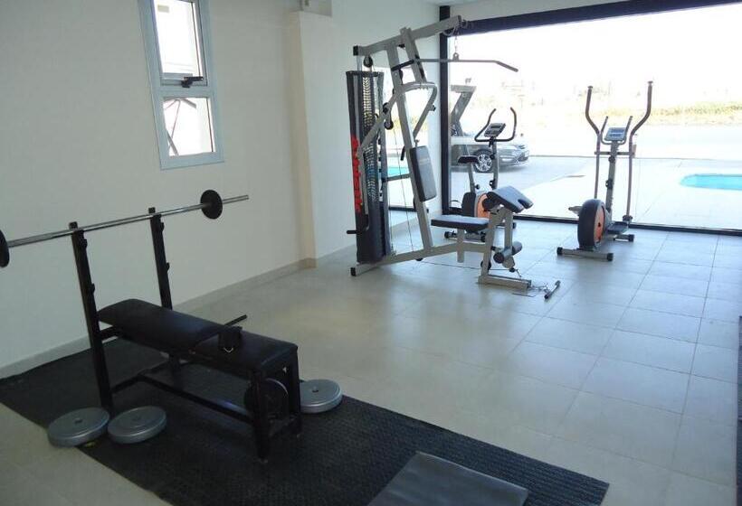 Puerto Amarras Hotel & Suites