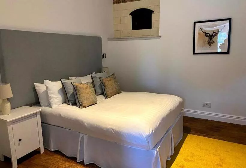 酒店 Shieldhill Castle