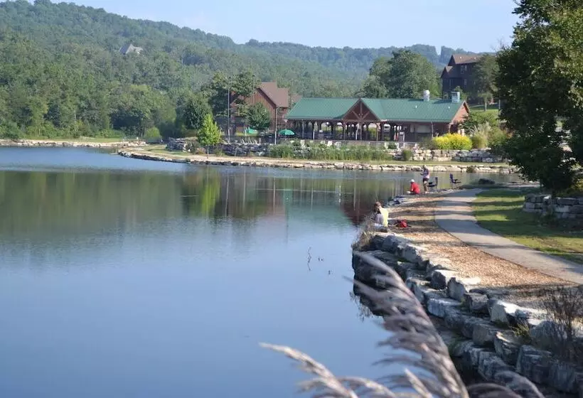 ホテル Stonebridge Resort