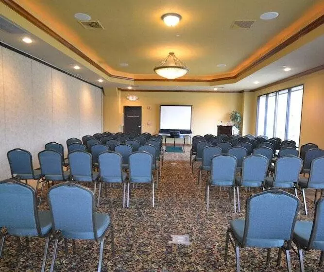 ホテル Stonebridge Resort