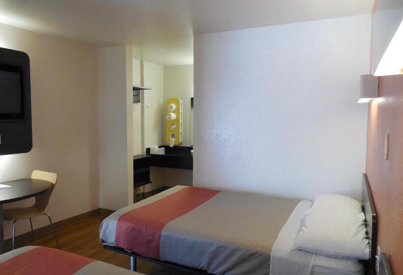 Motel 6temecula, Ca Historic Old Town