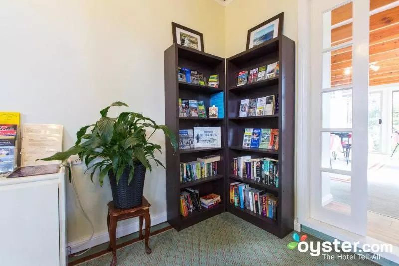 모텔 Sky Rider Motor Inn