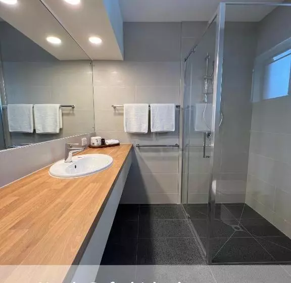 مُتل Summerhill Motor Inn