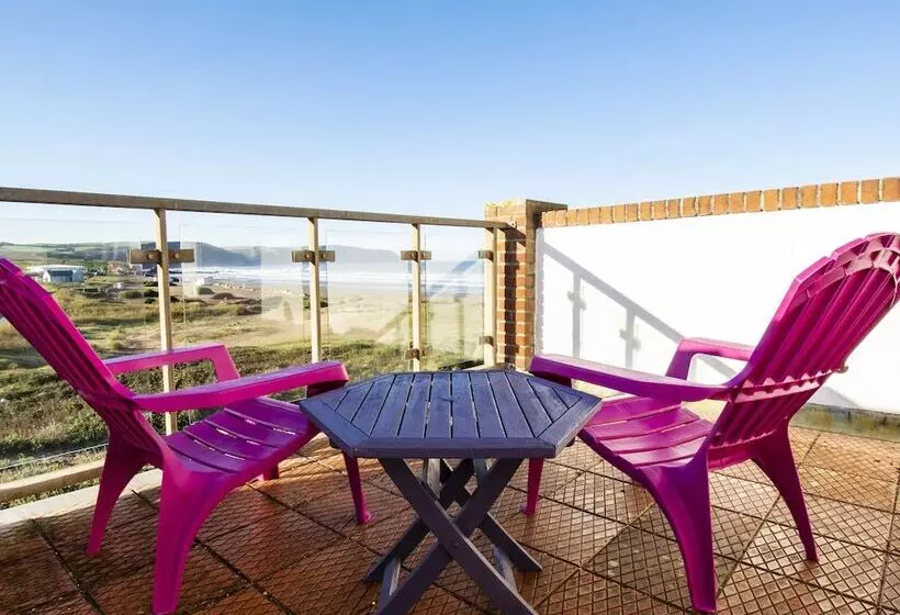 Пансион Beach House B&b