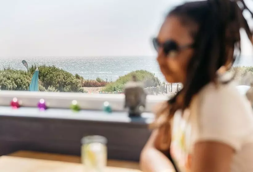 Пансион Beach House B&b