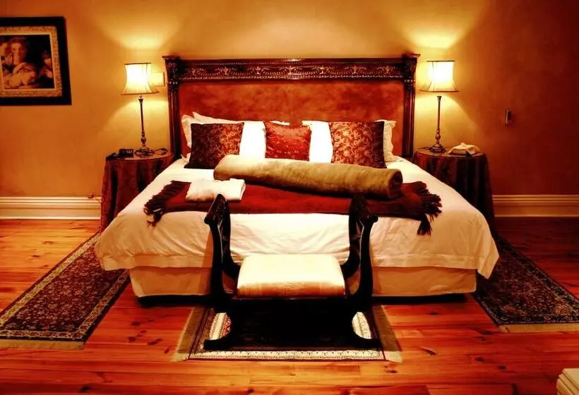 پانسیون Cricklewood Manor