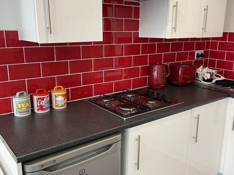 بنسيون Lyndricks House