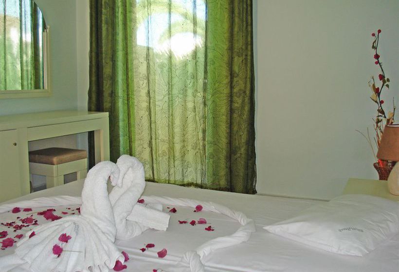 منتجع Silver Beach