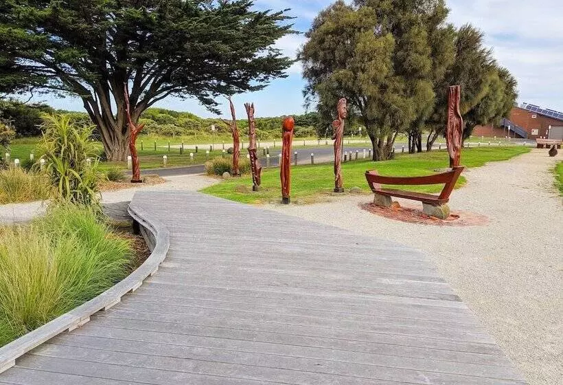 Seaview Motel & Apartments