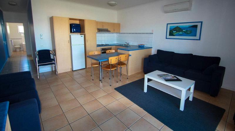 Seaview Motel & Apartments