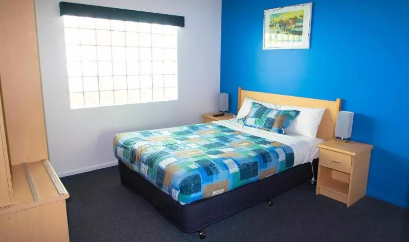 Seaview Motel & Apartments