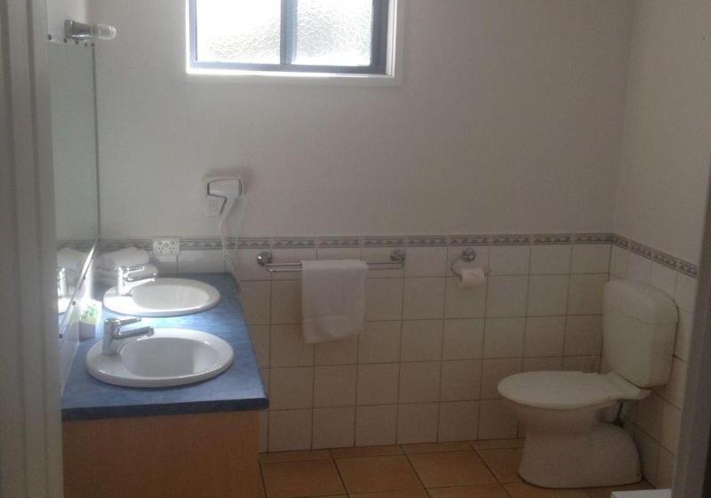 Seaview Motel & Apartments