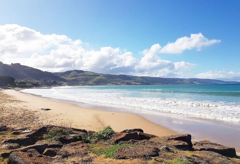 Seaview Motel & Apartments