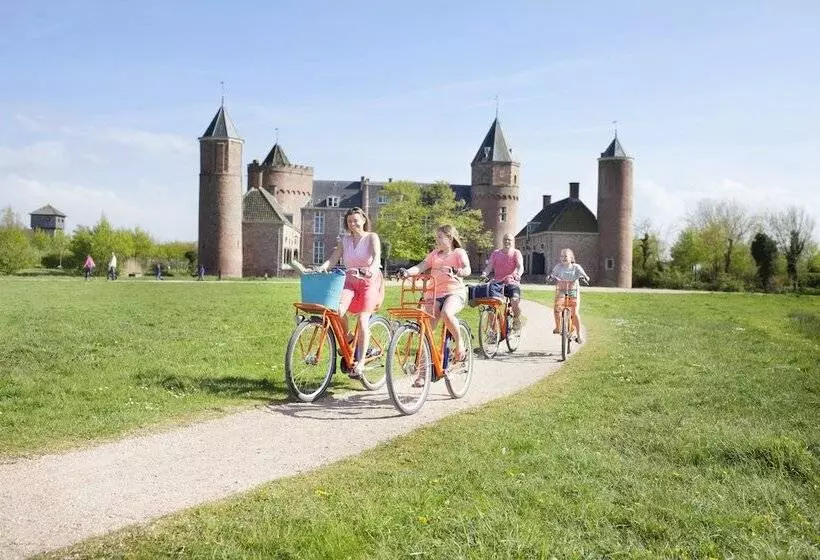 Stayokay Hostel Domburg