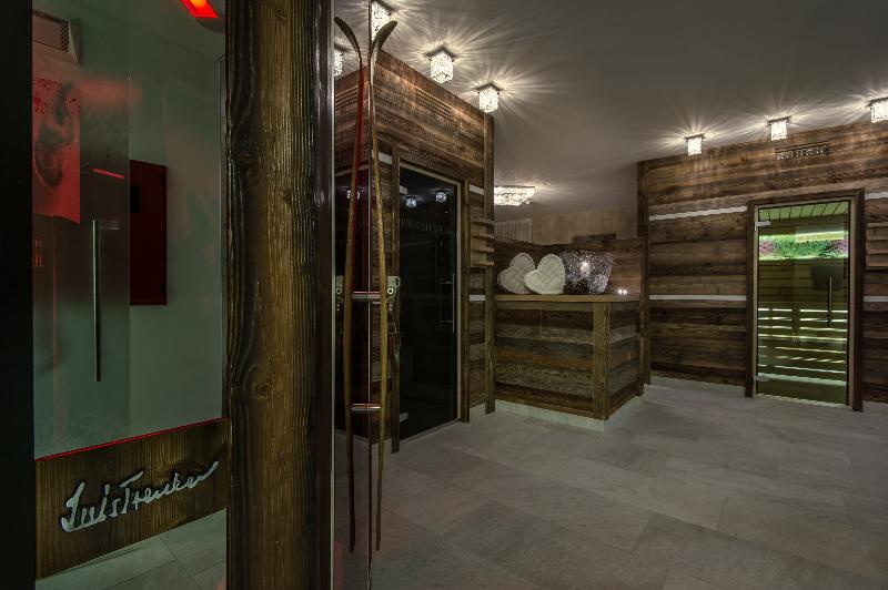 Dolomites Hotel La Fradora