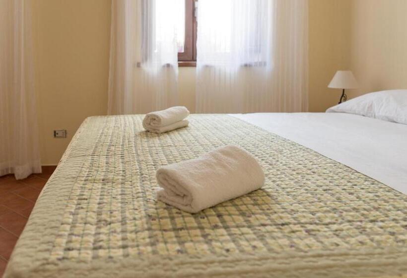 Отель Le Tre Dimore Masseria Geremia