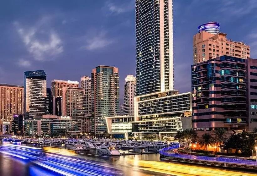 هتل Vida Dubai Marina & Yacht Club