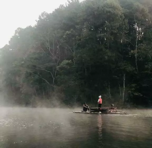 Majatalo ลุงกอละ โฮมสเตย์ ปางอุ๋ง