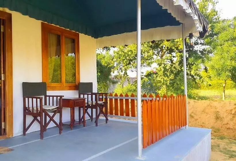 リゾートホテル The Sariska Retreat