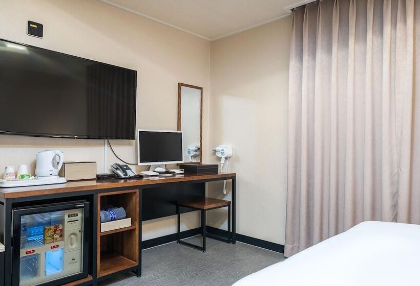 Chuncheon Bomnae Motel