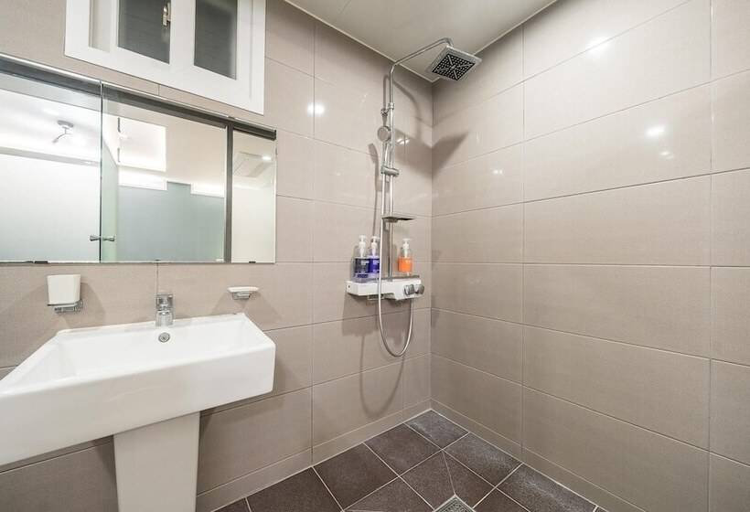 Chuncheon Bomnae Motel