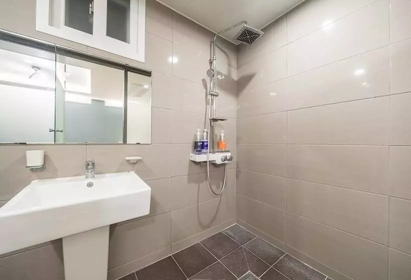 Chuncheon Bomnae Motel
