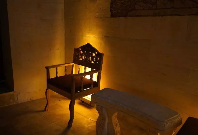 هتل Babil Antique