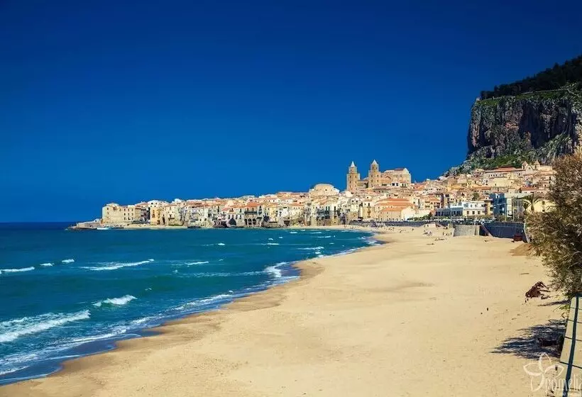 Hotelli Liolá Cefalù