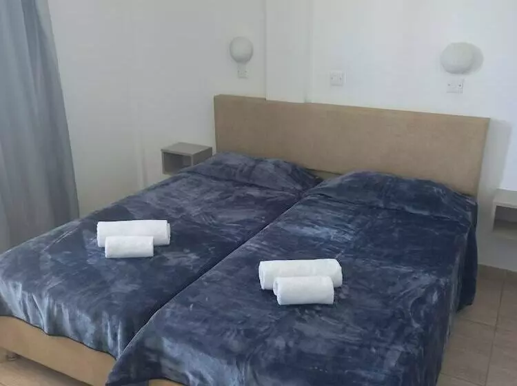 Penelope Beach Hotel Apts