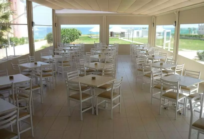 Penelope Beach Hotel Apts