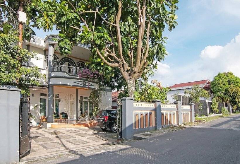 هتل Spot On 91826 Yoezef Homestay Syariah