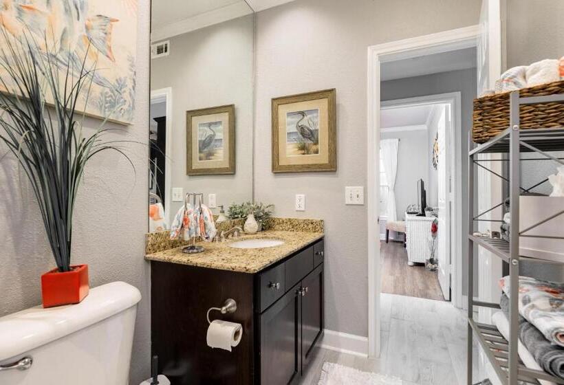 هتل The Dawn Condominiums Ii