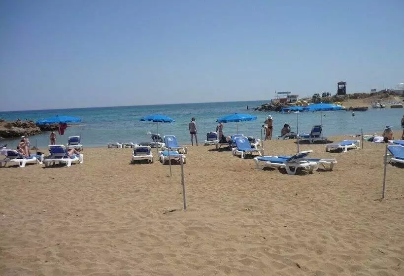 Penelope Beach Hotel Apts