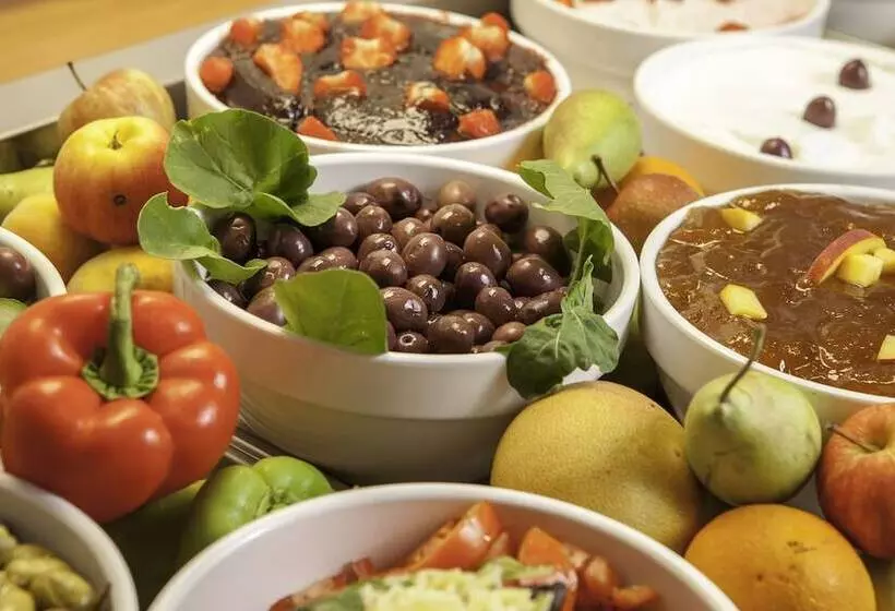 Penelope Beach Hotel Apts