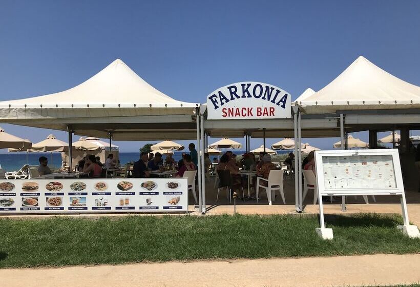 Penelope Beach Hotel Apts