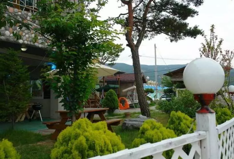 ホテル Buan Byeol Baragi Pension