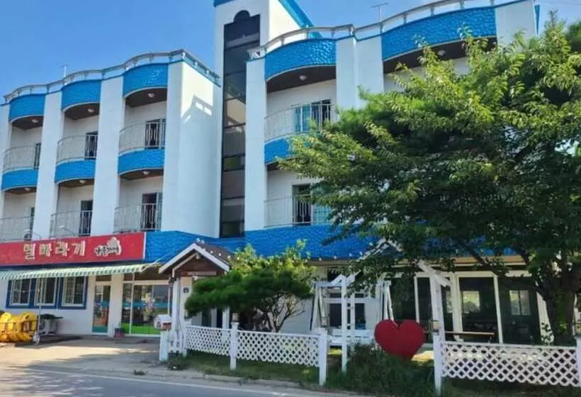 ホテル Buan Byeol Baragi Pension