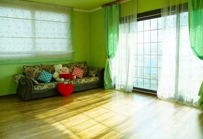 ホテル Buan Byeol Baragi Pension