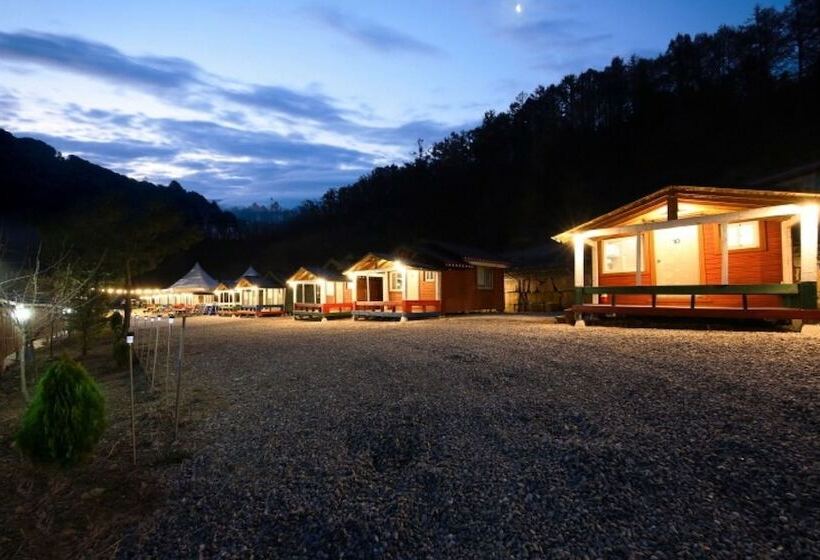 Hotel Chuncheon Healing Camp Pension