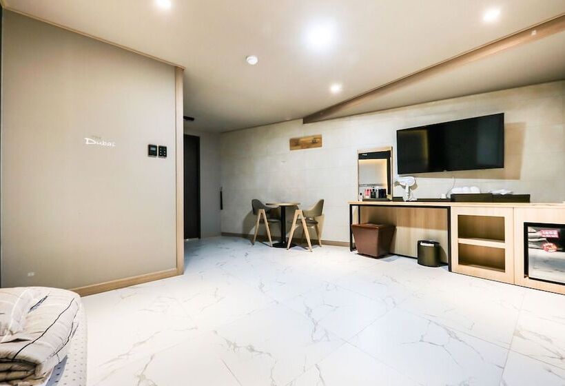 هتل Eumsung Dubai