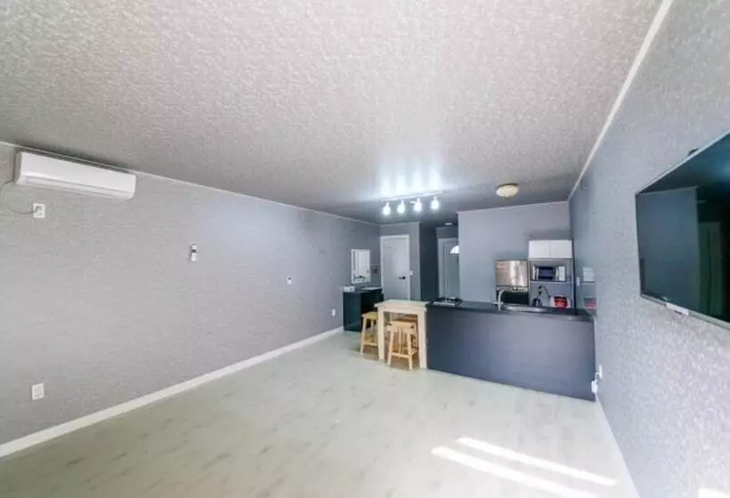 Hotelli Geumsan Painting Pension