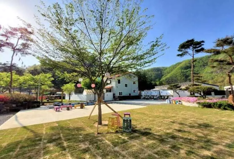 Hotelli Geumsan Painting Pension