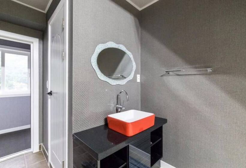 בית מלון כפרי Geumsan Painting Pension