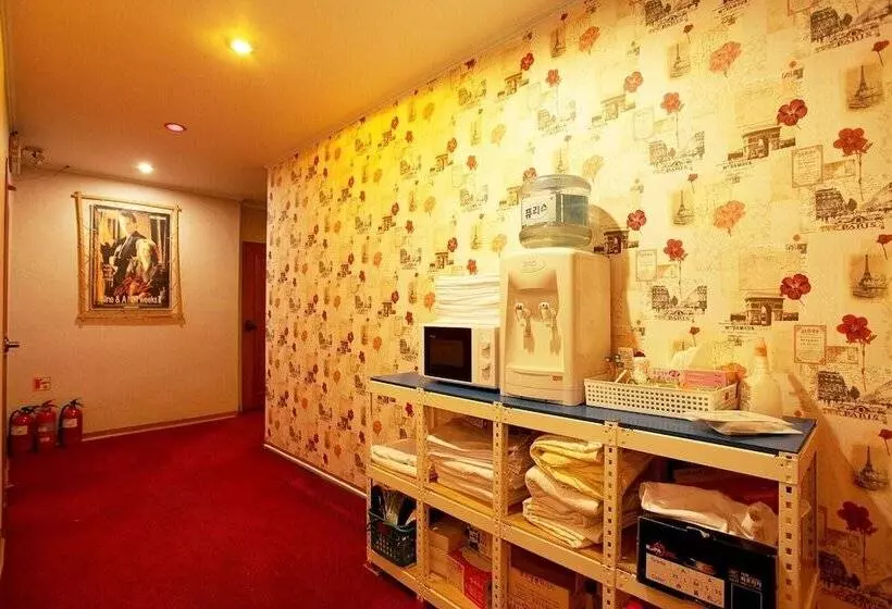 Hotelli Goyang Everville